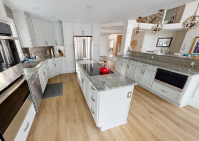 STONE OAK KITCHEN REMODEL - Quartzite countertops, stainless steel tile backsplash